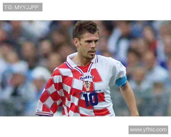 《82世界杯传奇球星回顾与精彩瞬间解析》